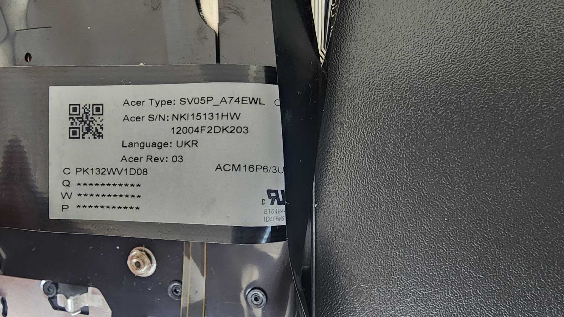 Разборка Acer Swift 3 и Dell Inspiron 5720. Остатки.