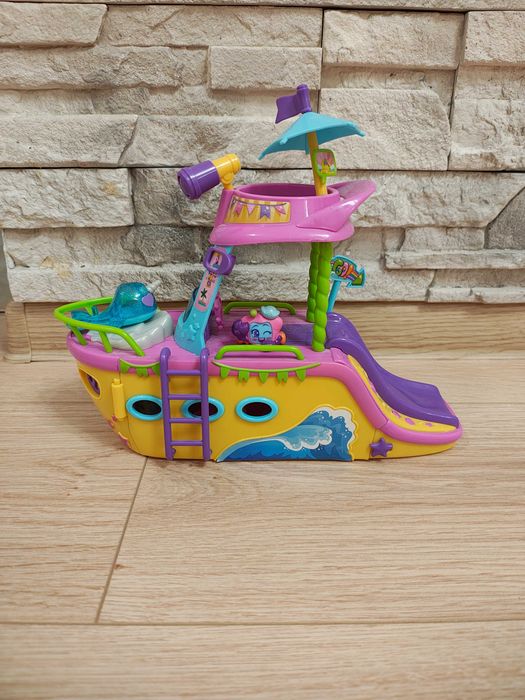 Moji Pops Boat Party