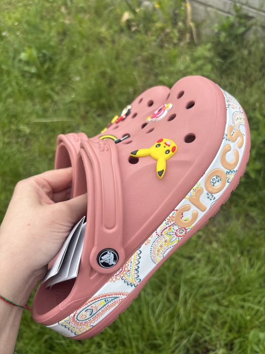 Крокси жіночі Crocs 37, 38, 39 розмір джиби в комплекті