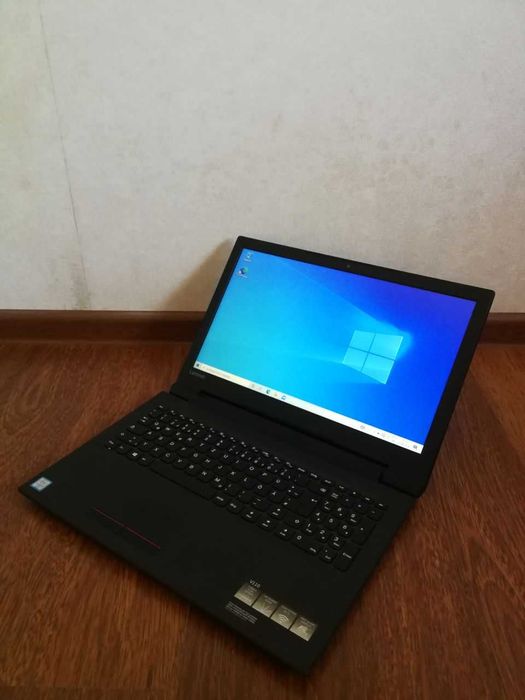 Ноутбук Lenovo, i5 6200u, ssd 520 gb, озу 8 gb.