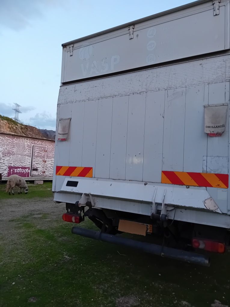 Mitsubishi fuso para venda do ano 2011