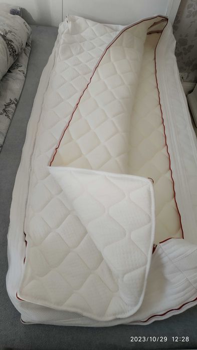 Pokrowiec z pianką termoelastyczną na materac,80x200x20cm ,JANPOL,nowy