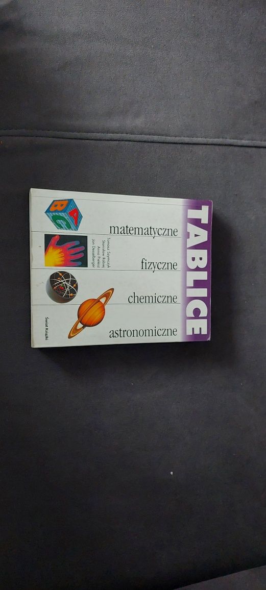 Tablice matematyczne fizyczne chemiczne astronomiczne