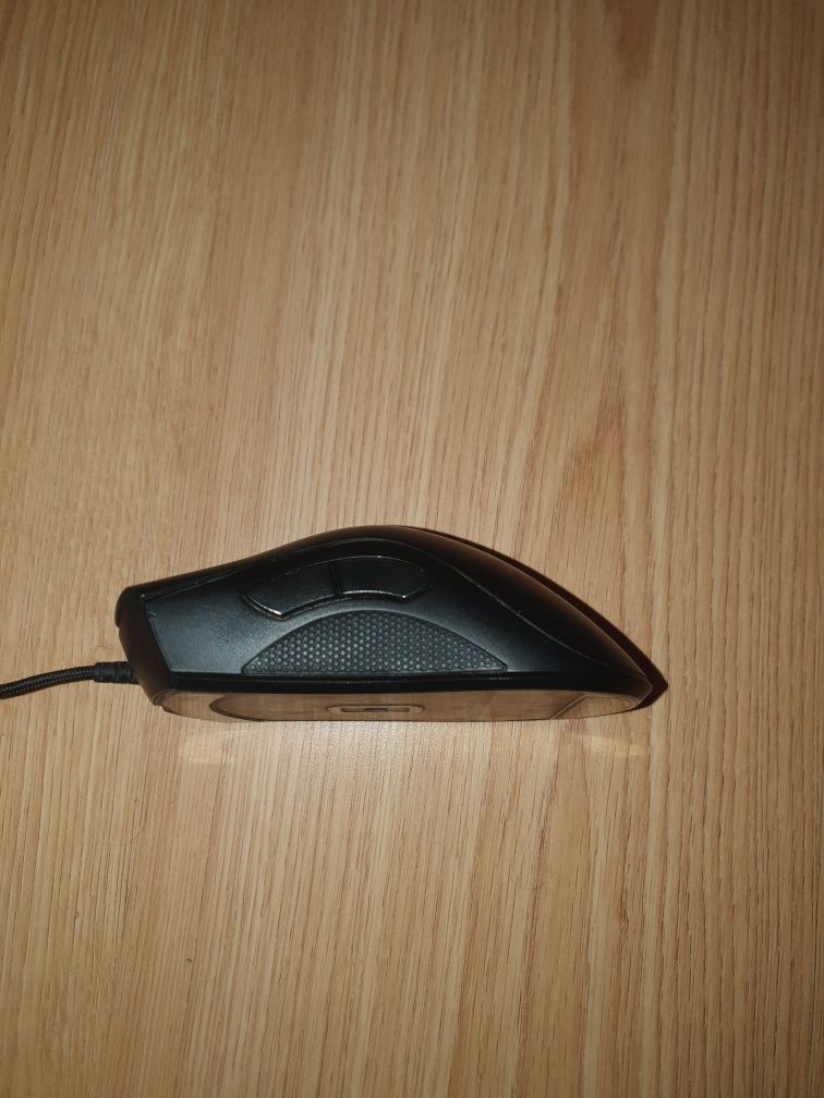 razer deathadder elite (usado)