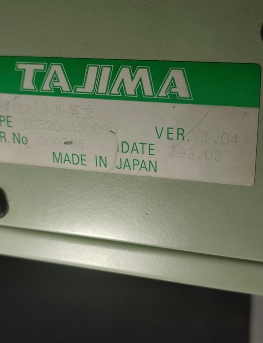 Вишивальна машина TAJIMA TMEG-XG1218-S (поле вишивки 550×330 мм)