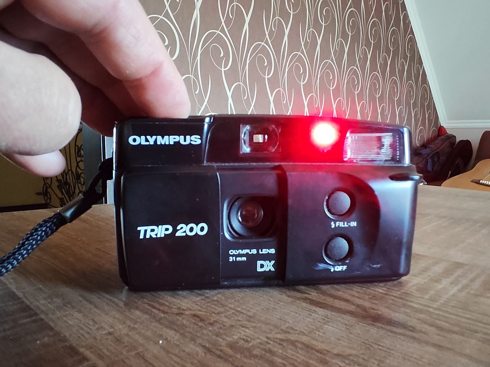 Винтажный плёночный фотоаппарат Olympus Trip 200 Япония