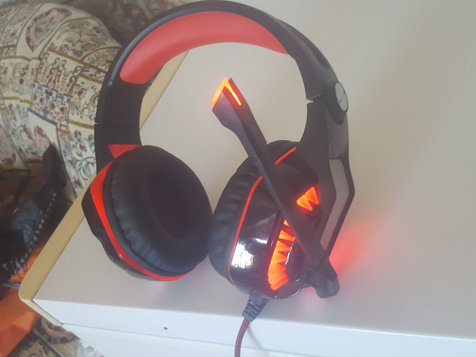 Auscultadores  GAMER com micro incorporado  Novo