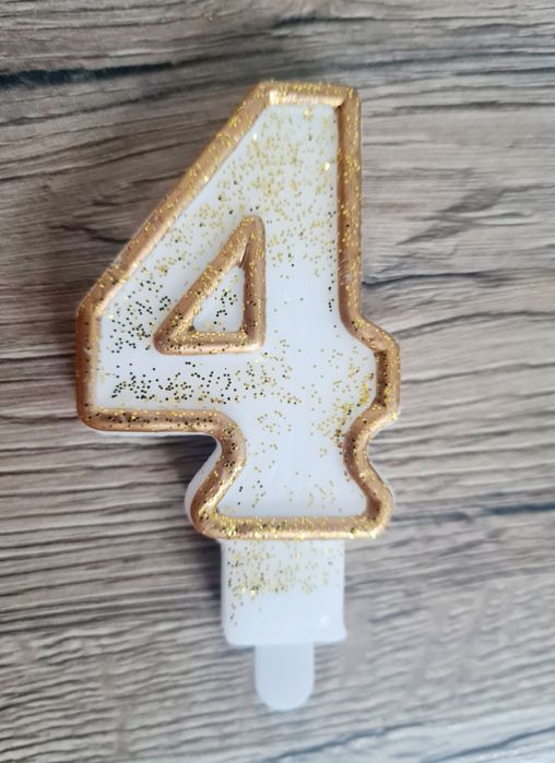 Świeca świeczka na tort cyfra 4