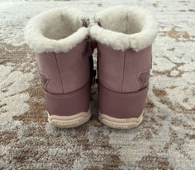 Дитячі черевики Geox, 22 розмір