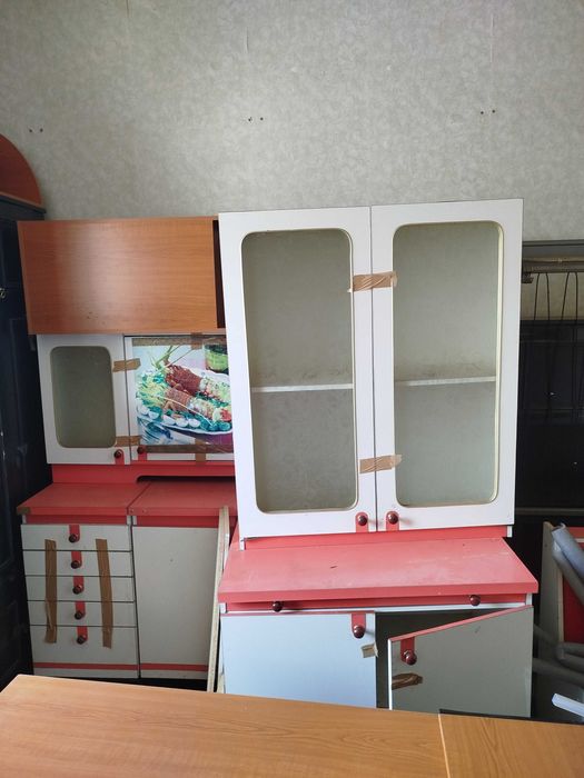 мебель бу в ассортименте три комплекта