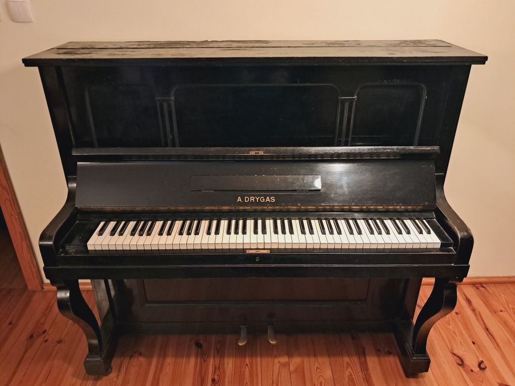 Pianino A. Drygas zabytkowe