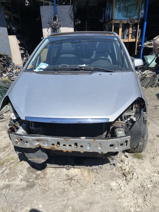 Ford C-Max запчастини авторозборка Запчасти 1.6 1.8 2.0