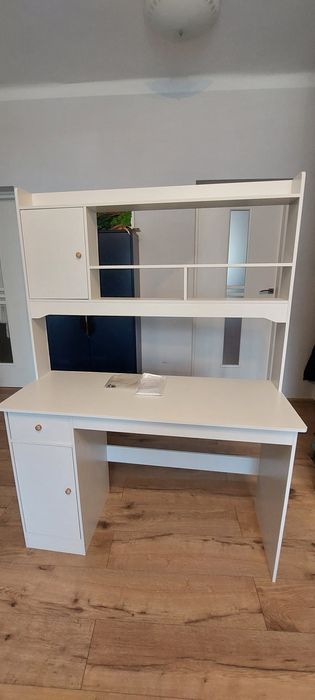 Biurko nowe złożone