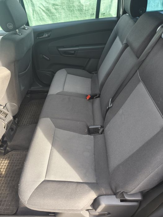 Sprzedam Opel Zafira 1.9TDI, Diesel,7-osobowy.