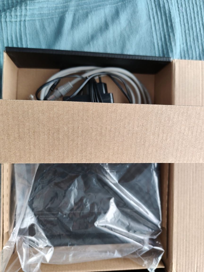 Sprzedam router ASUS RT-AC51U stan bdb