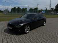 BMW Seria 3 BMW 320i F30