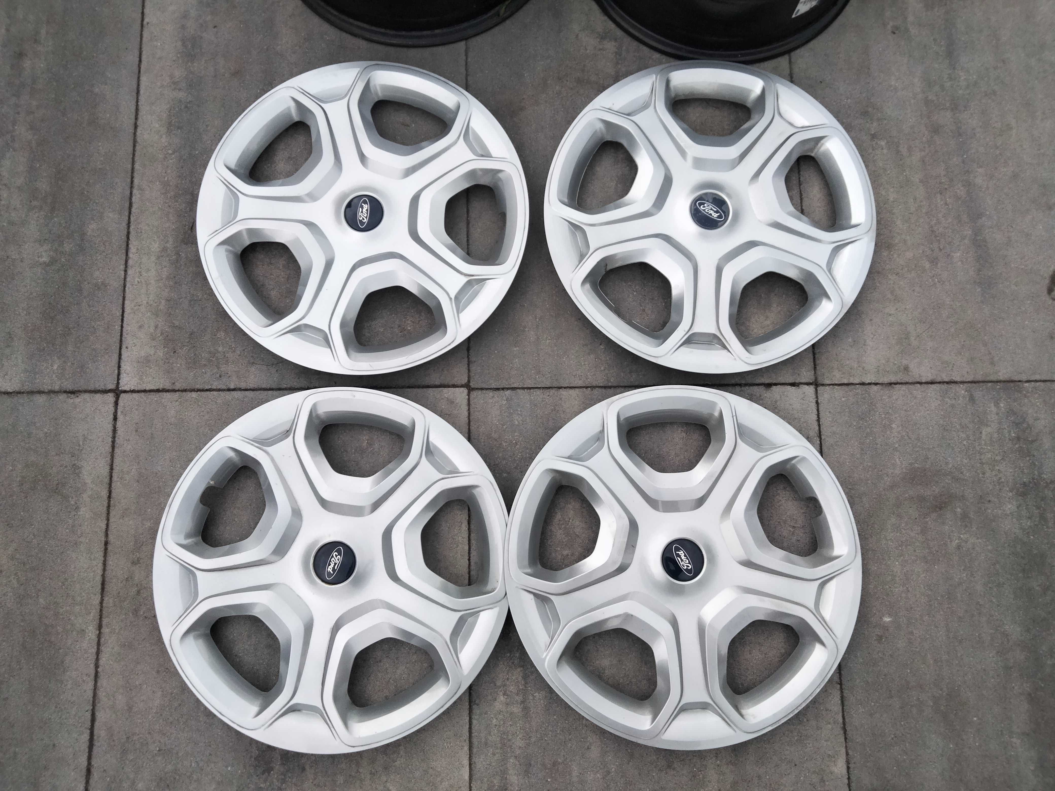 KOLPAKI dekle 17'' Ford Mondeo Kuga S-max Galaxy puma fiesta inne