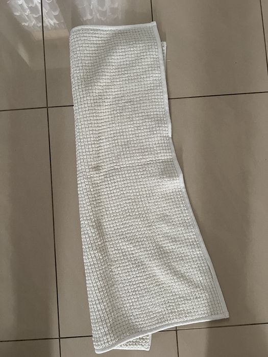 Dywanik łazienkowy kremowy 80