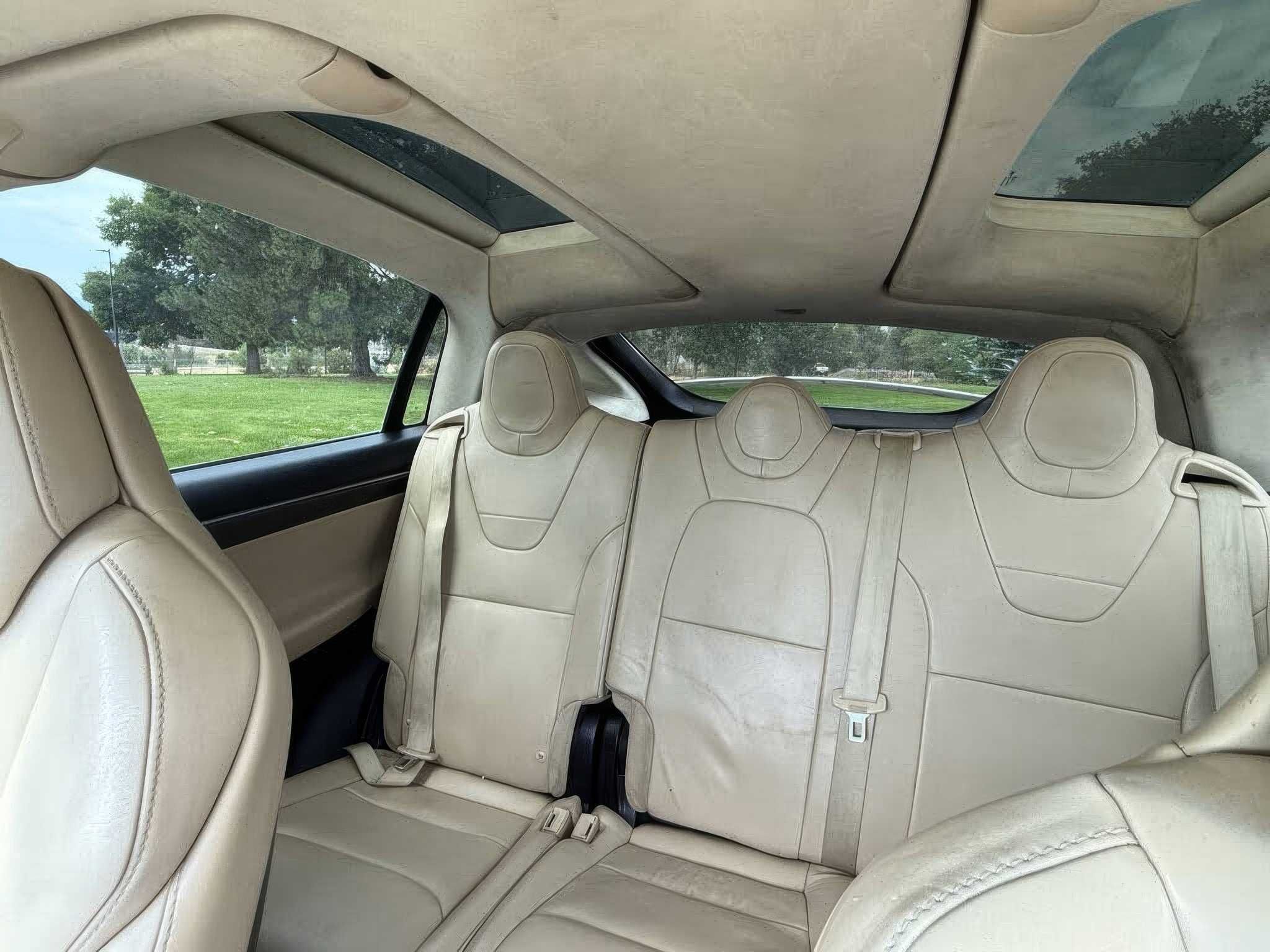 Tesla Model X 2017
