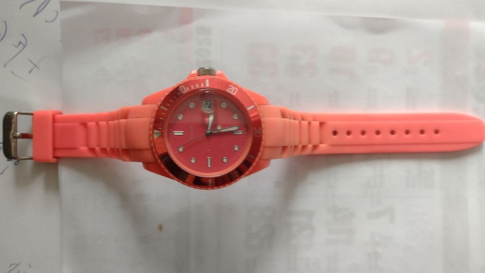 Zegarek damski sportowy