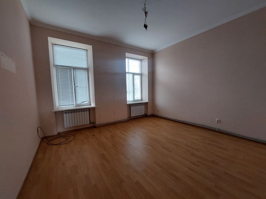 Продаж 2 кім. кв. приватн типу 79м2 вул. Франка м. Дрогобич