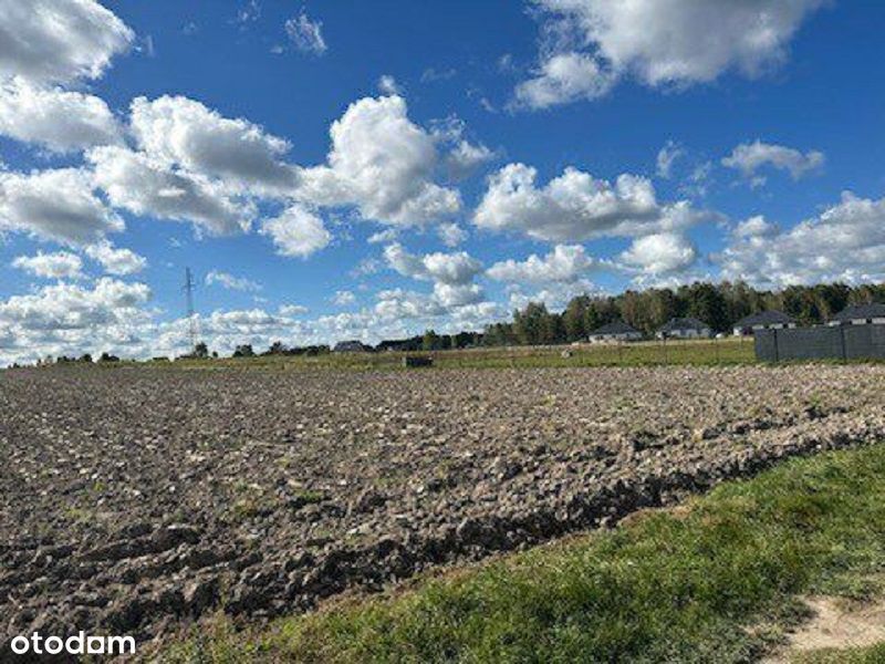 Micigózd. Działka na sprzedaż.