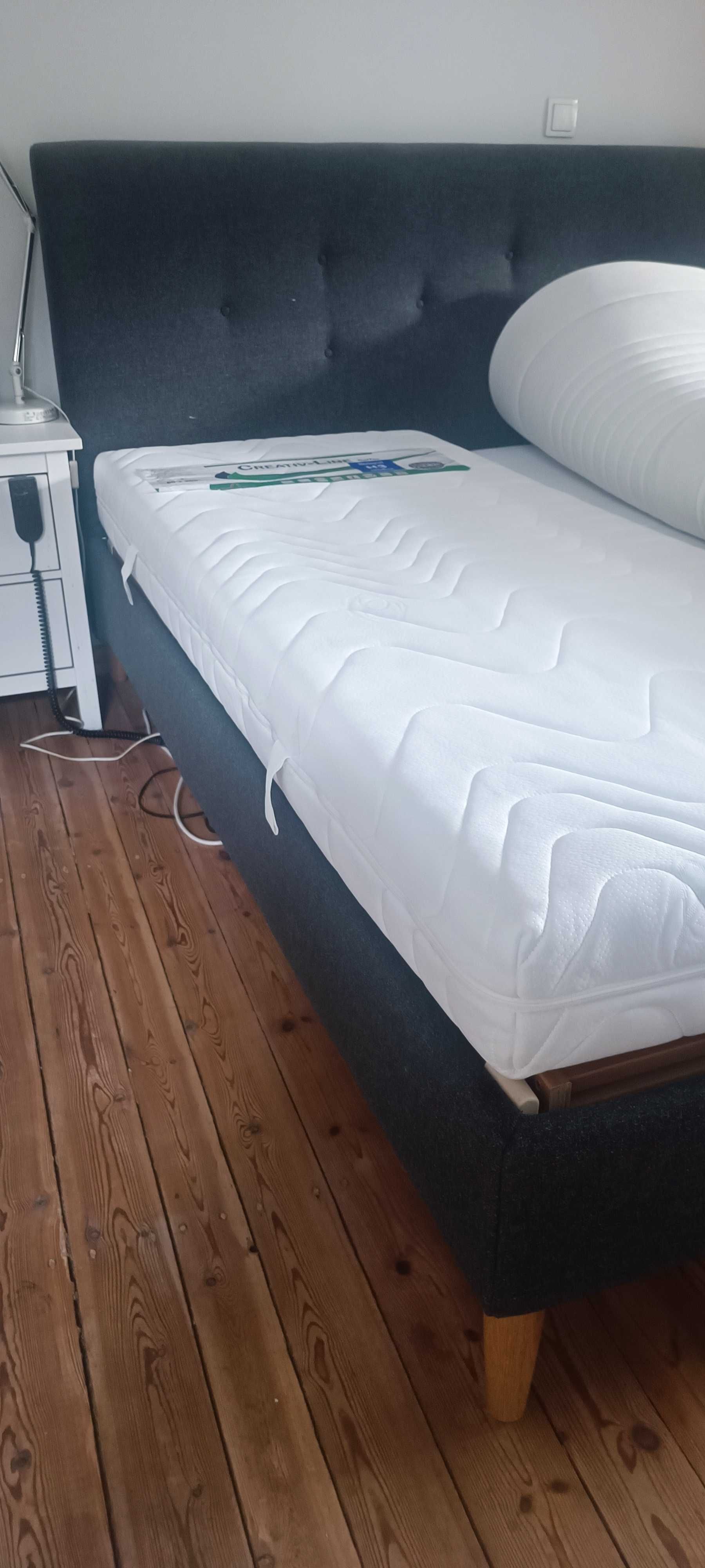 Stelaż rehabilitacyjny elektryczny i materac do łóżka