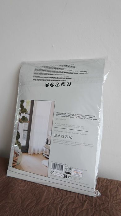 Action firanka zasłona woal 140x260 cm biała okrągłe metalowe przeloty