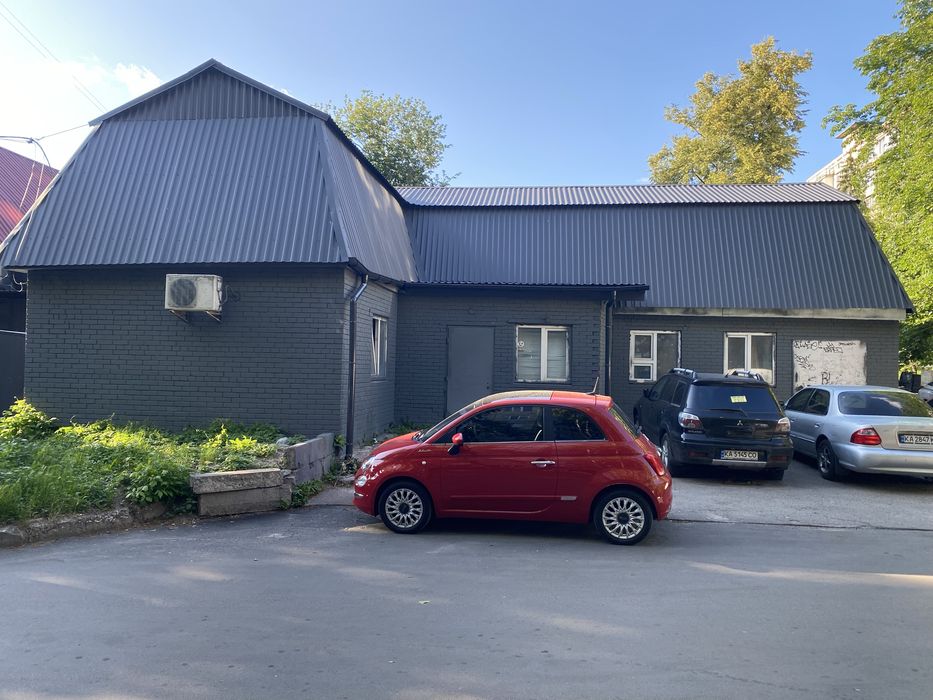 Аренда магазина, помещения 110 ул. Мудрака 29, Святошинский, рядом Эко