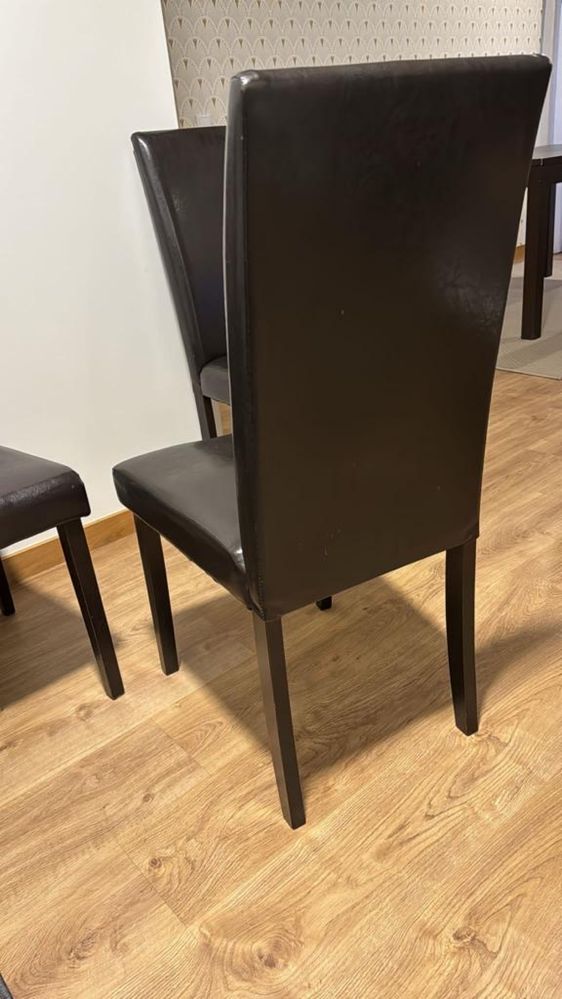 Mesa Ikea BJURSTA mais 4 cadeiras