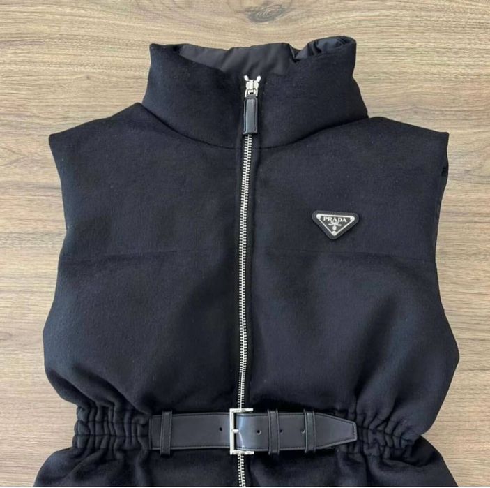 Куртка пуховик жилет Prada Moncler