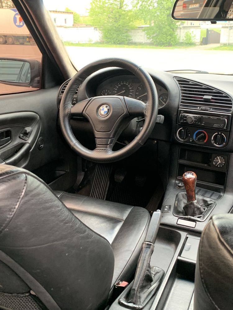 Продам BMW E36 М52Б20 2.0І