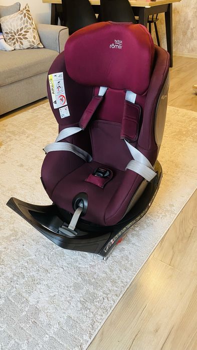 Fotelik samochodowy Britax römer dualfix M i-Size. Bezwypadkowy