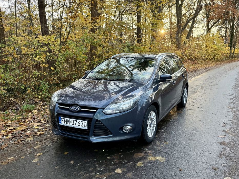 Ford Focus Titanium 1.6 benzyna