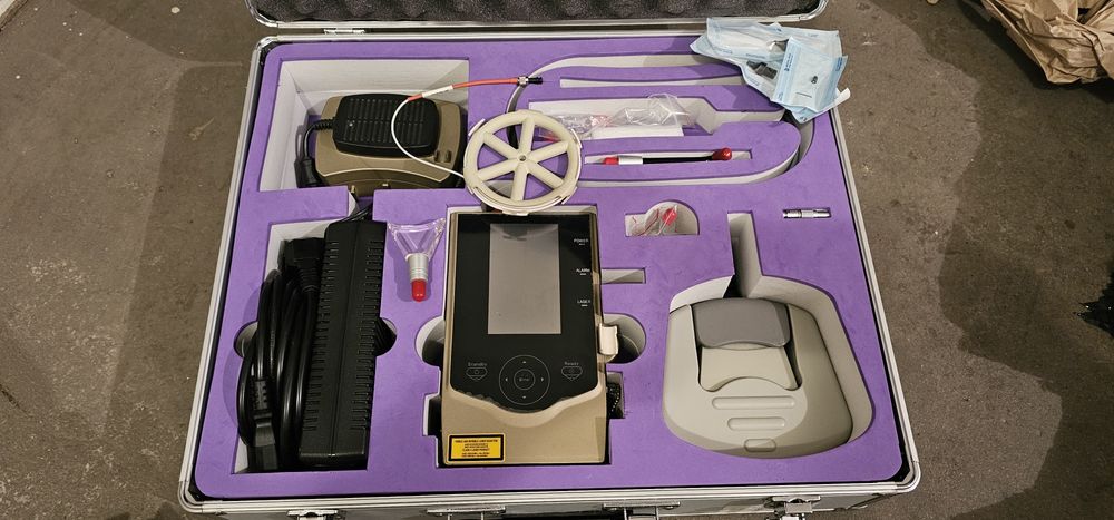 Laser diodowy chirurgiczny Lasotronix