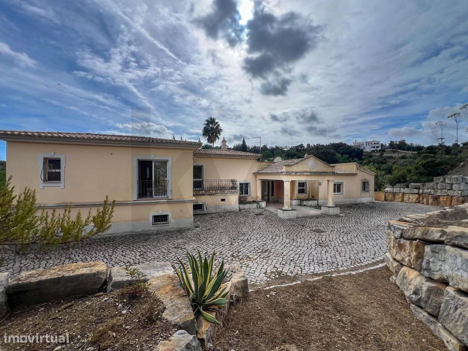 Moradia T4  com Piscina – Um Projeto à Sua Medida