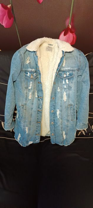 Жіноча джинсова куртка