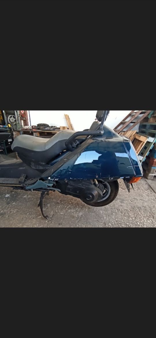 Peças Honda CN250