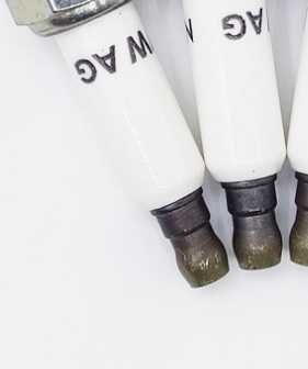 Свеча зажигания   06H905601A