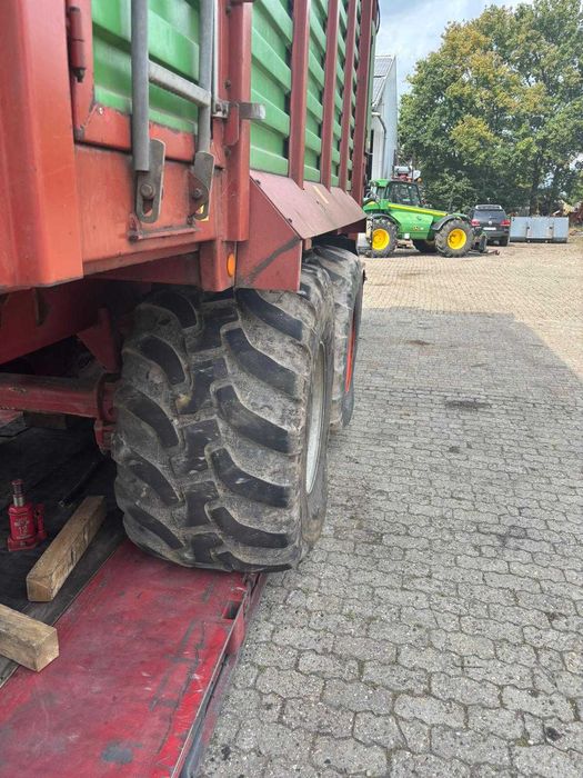 Przyczepa objętościowa STRAUTMANN 2246