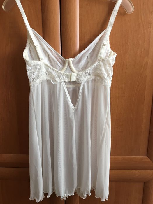 Жіноча нічна сорочка