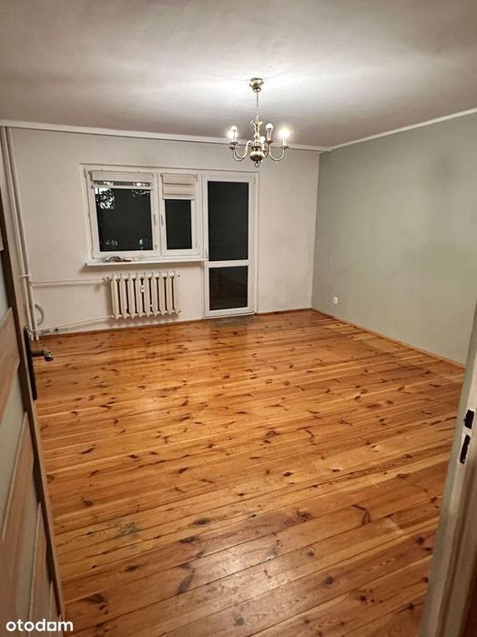 Z dużym balkonem i piwnicą. Doskonała