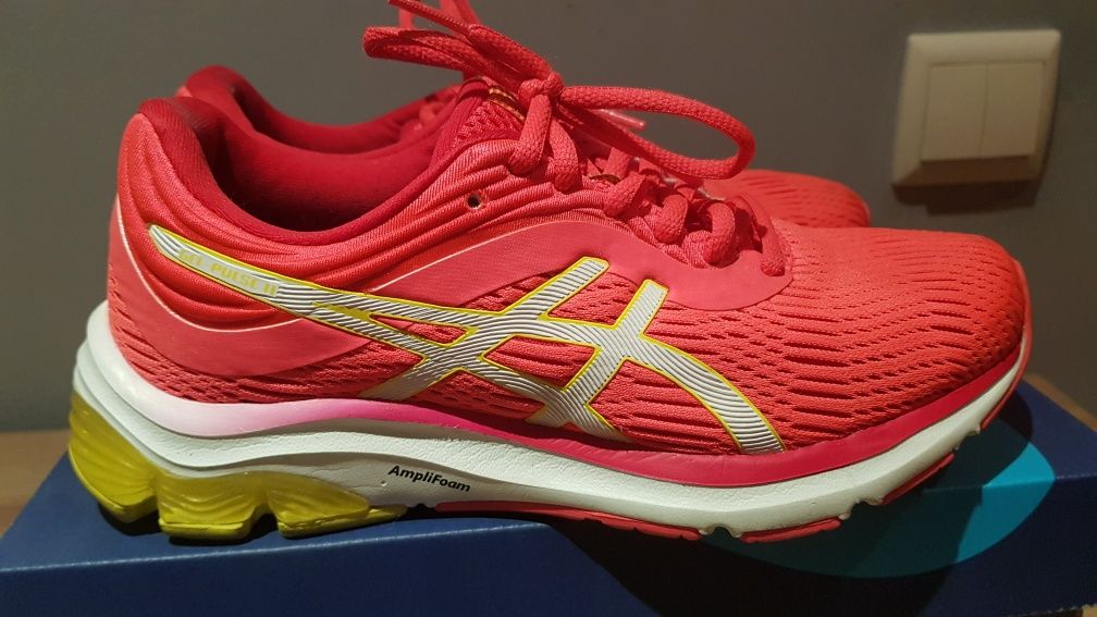 Sapatilhas Asics mulher, Tam.37