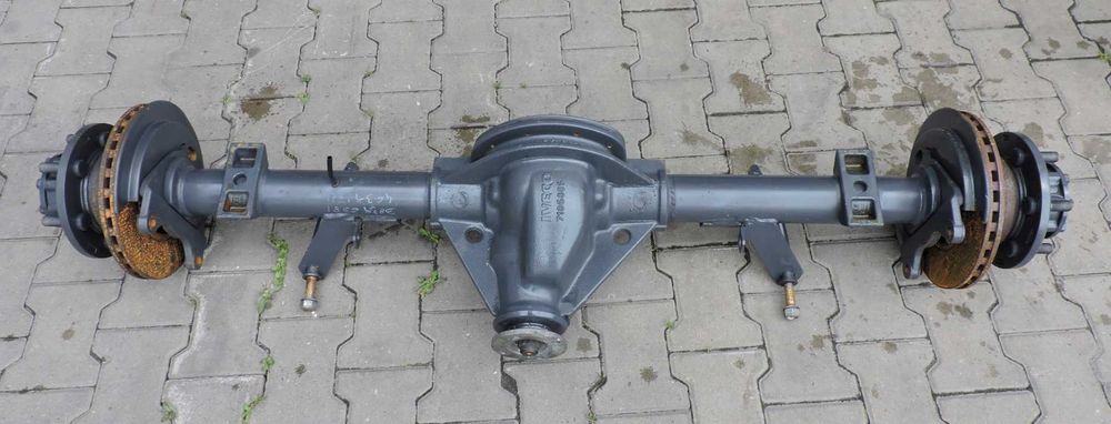 Задній міст Iveco Daily Mercedes Sprinter Ford Transit Мост Чулок