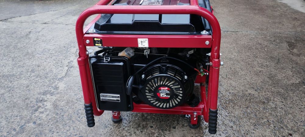 Генератор 6.6 kw Travdy FY 6500 (три фази)