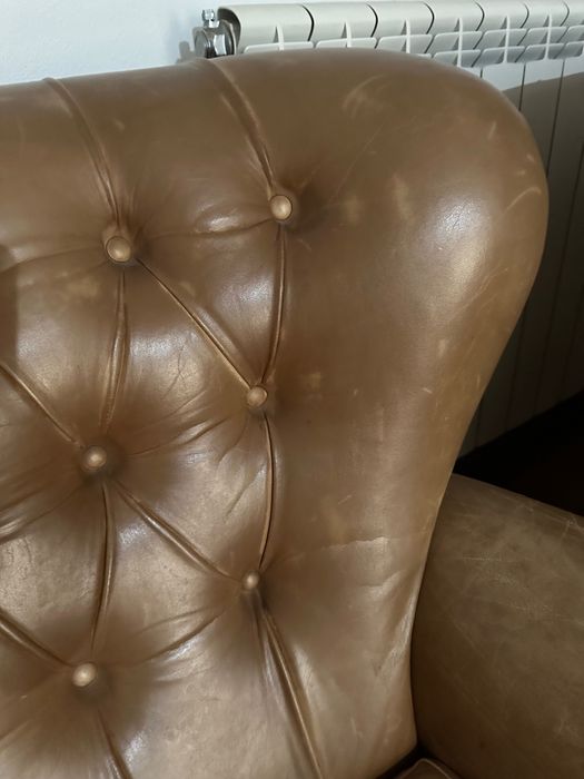 Sofás/ Poltronas pele