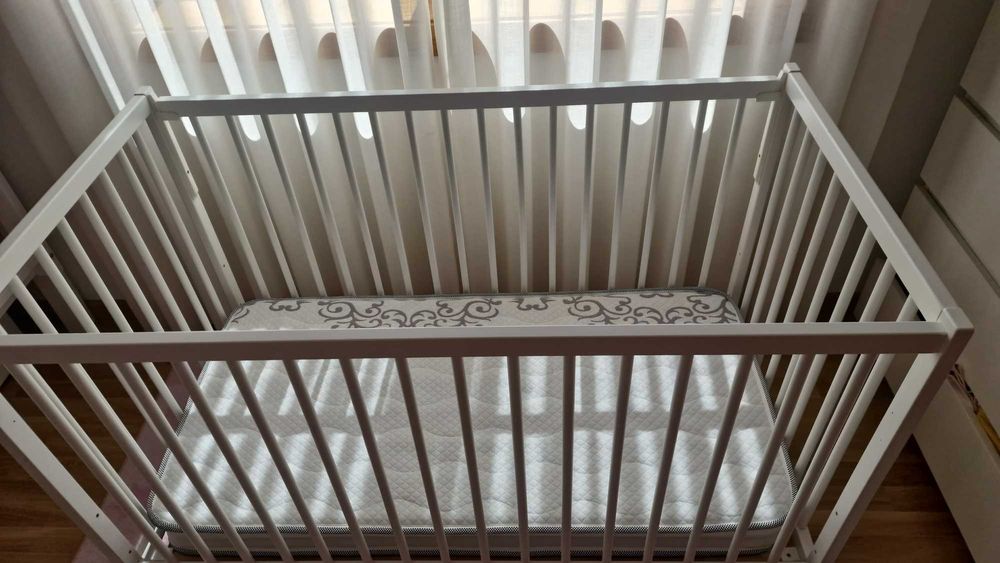Cama bebé + colchão