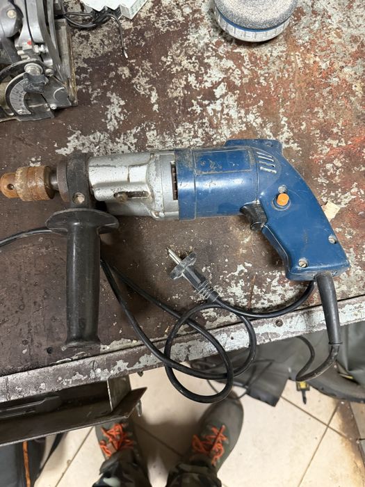 Frezarka czolowa  EUROTEK BJ390 i wiartarka .
