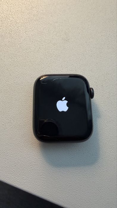 Apple watch se 44mm smartwatch