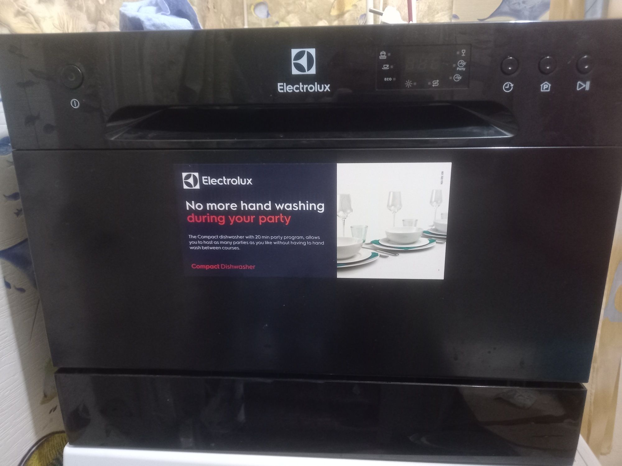 Посудомоечная машина Electrolux
